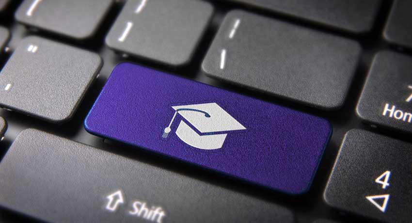 Keyboard with graduation hat